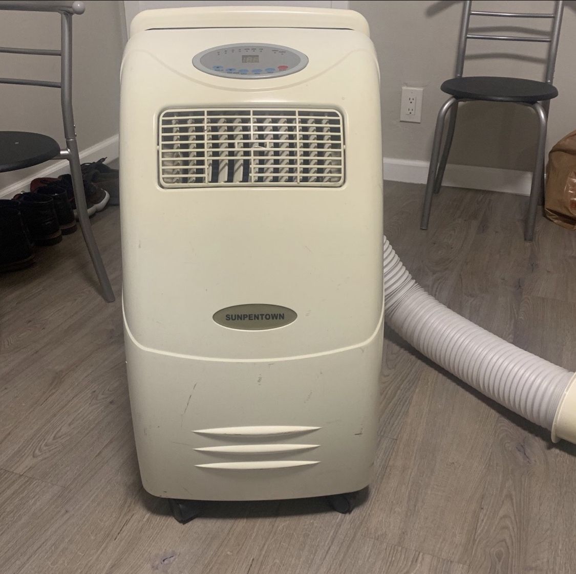 Sunpentown AC Unit Awesome Condition