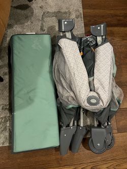 Graco pack n play