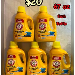 (5) Arm & Hammer Detergents 67 fl oz each, $20 for all/ $20 por todo.