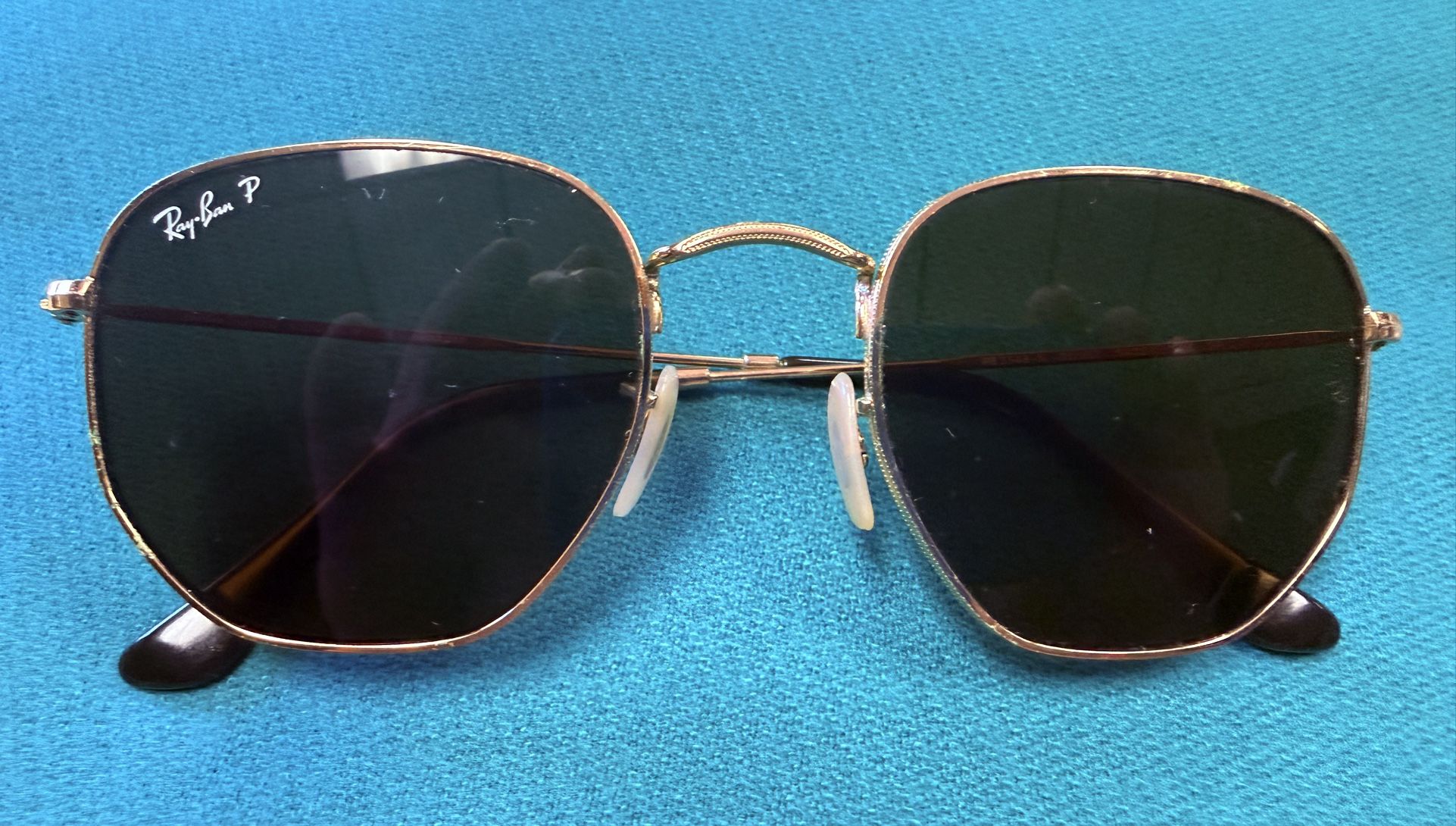 RAY BAN POLARIZED SUNGLASSES W/ CASE