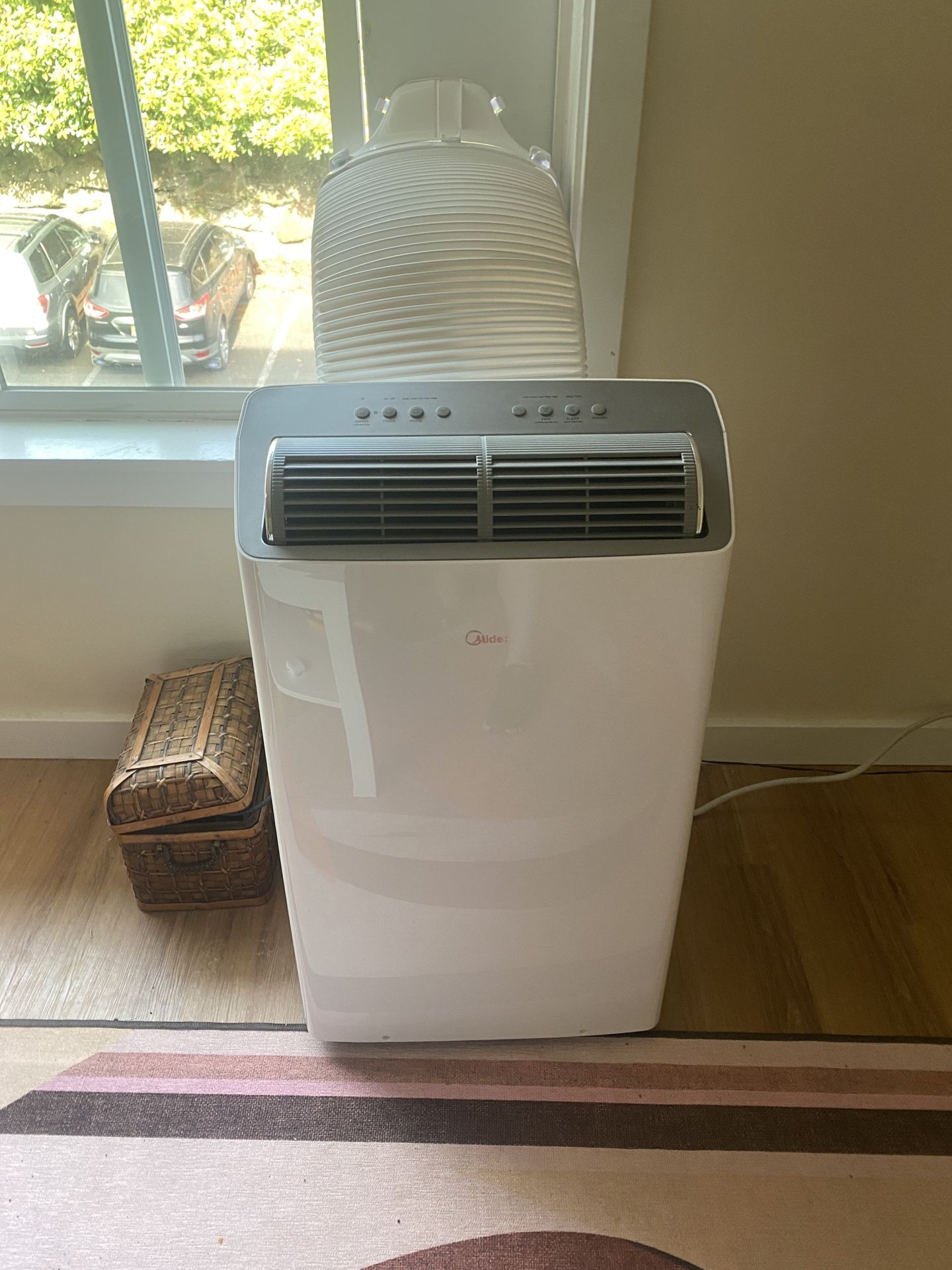 Midea DUO 12,000 BTU Smart portable air Conditioner