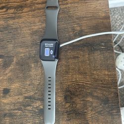 Apple Watch SE 40mm