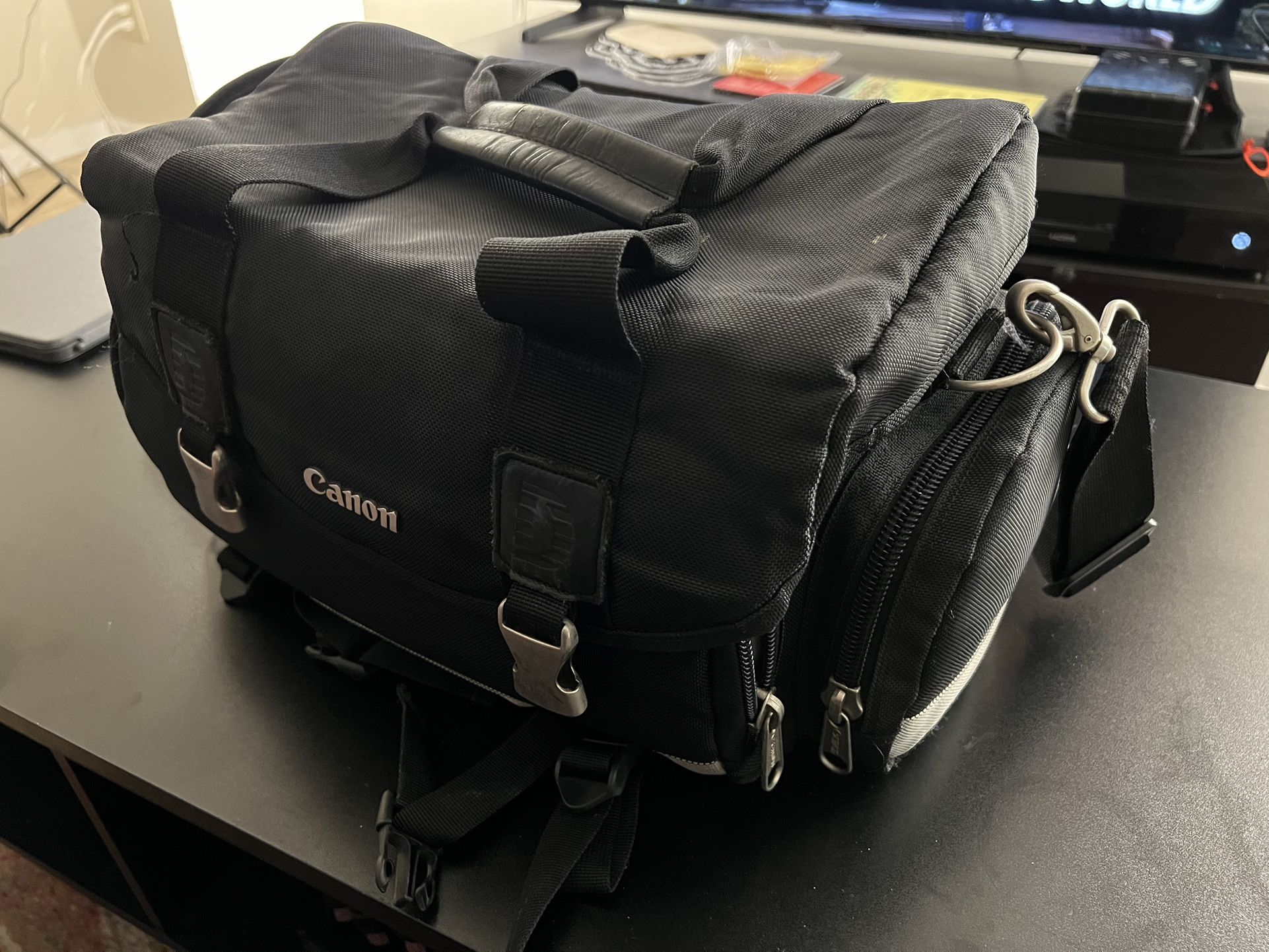 Canon 200DG Camera Bag