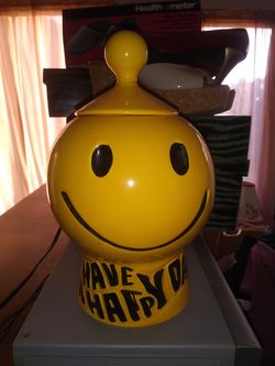 Cookie jar