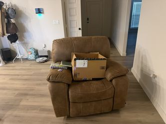 Couches With Recliner
