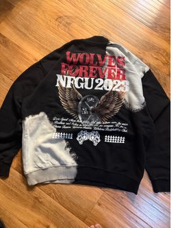 Darc Sport Wolves Crewneck Gym sz XL new