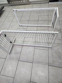 Pet gate
