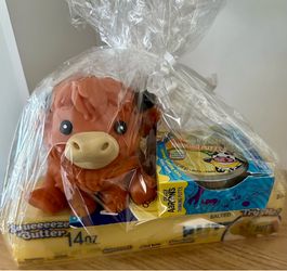 Highland cow and butter squishy, Aaron’s butter putty bundle