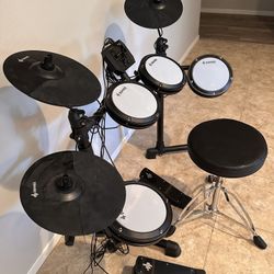 DONNER  DED-80 (KIDS) ELECTRIC DRUM SET