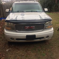2003 GMC Yukon