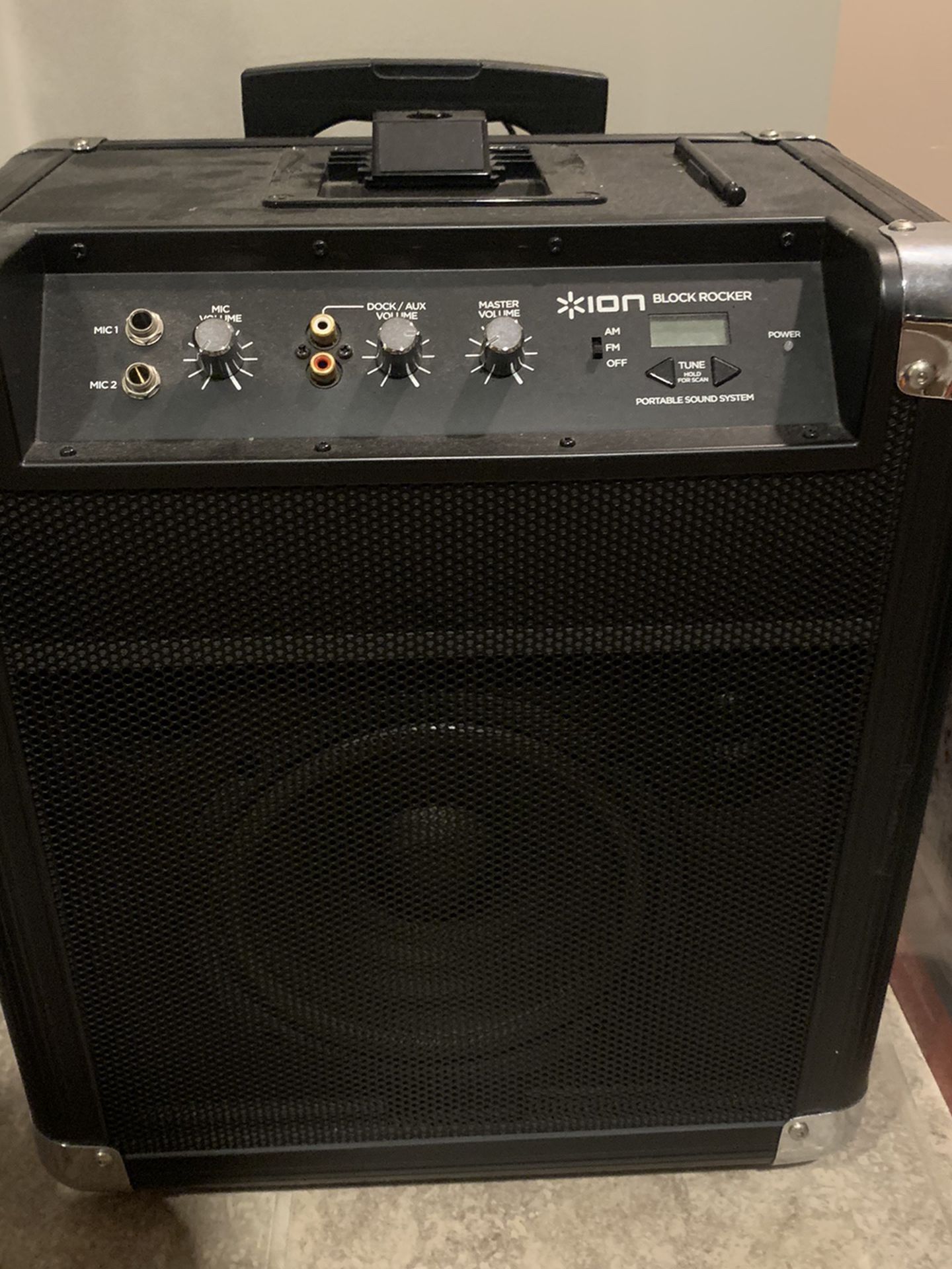 ION Audio Block Rocker Speaker/Karoke System iPA76A