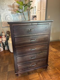 Canyon Furniture Solid Wood 5-Drawer Tall Dresser / Chest