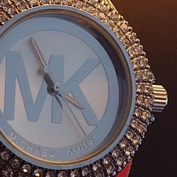 **NEW** M.K. 10 ATM#6381 ** Stainless Steel   Luxury   Quartz Watches for Women.**Face  Diameters: 35.8 MM.**Weight: 77 GR**Box Including**