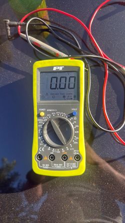 PT Automotive Digital Multimeter with Test Leads Works great. Includes original test leads. Measures AC/DC voltage, resistance, current, and automotiv