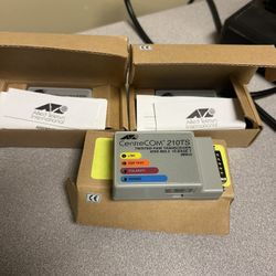 CentreCOM 210TS Twisted Pair Transceiver