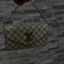 Louis Vuitton Bag ( READ DESCRIPTION )