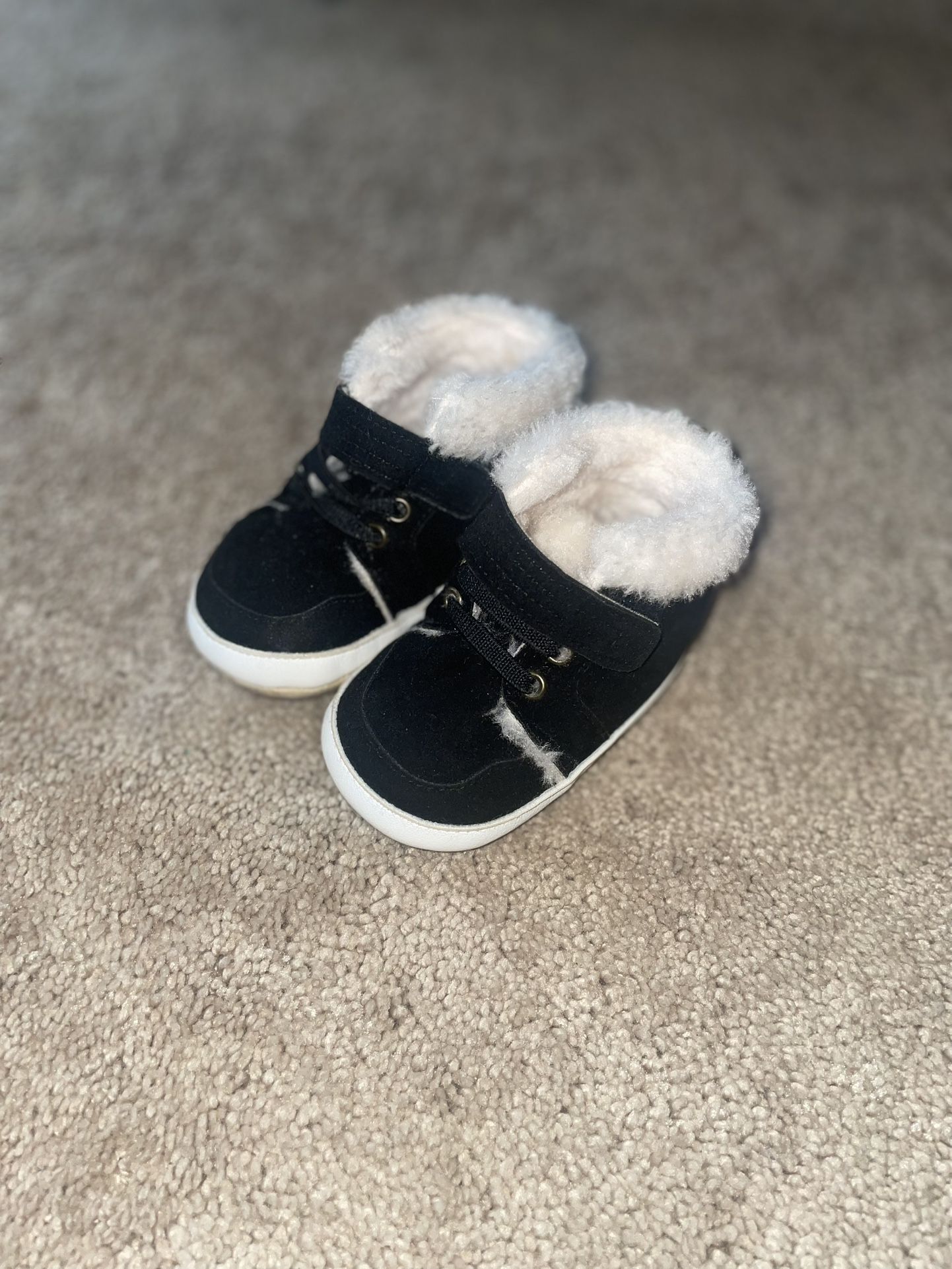 Baby Fur Boots Size 2 β Cozy & Cute