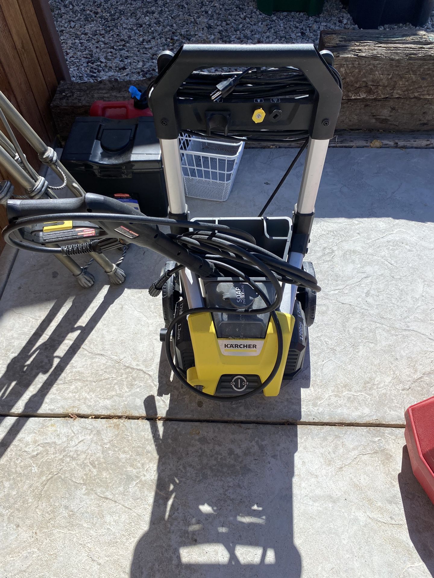 Pressure Washer