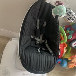 4moms® MamaRoo Multi-Motion Baby Swing