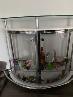 Mini Glass Bar