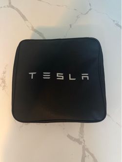 Tesla mobile charger
