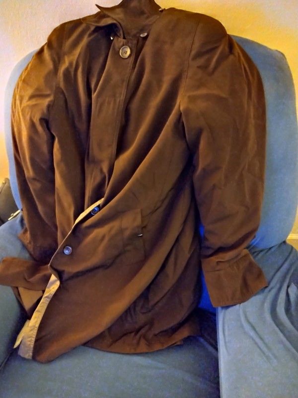 RAIN COAT