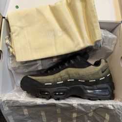 Undefeated X Nike Air Max 95 - Size 10.5 