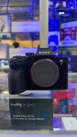 Sony a7V Open box body