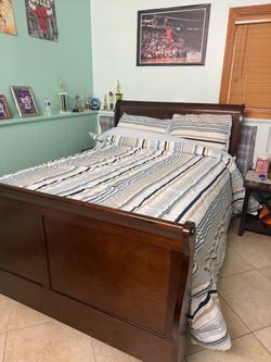 Free Full Size Bed + Mattress + box spring