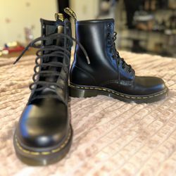 Dr. Martens Combat Boots Size 8 Women