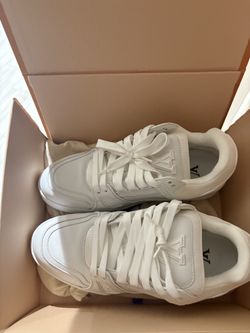 LV SHOES