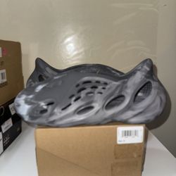Yeezy Foam Runner "Granite" - Size 12