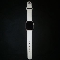 Apple Watch Series SE 3 40mm