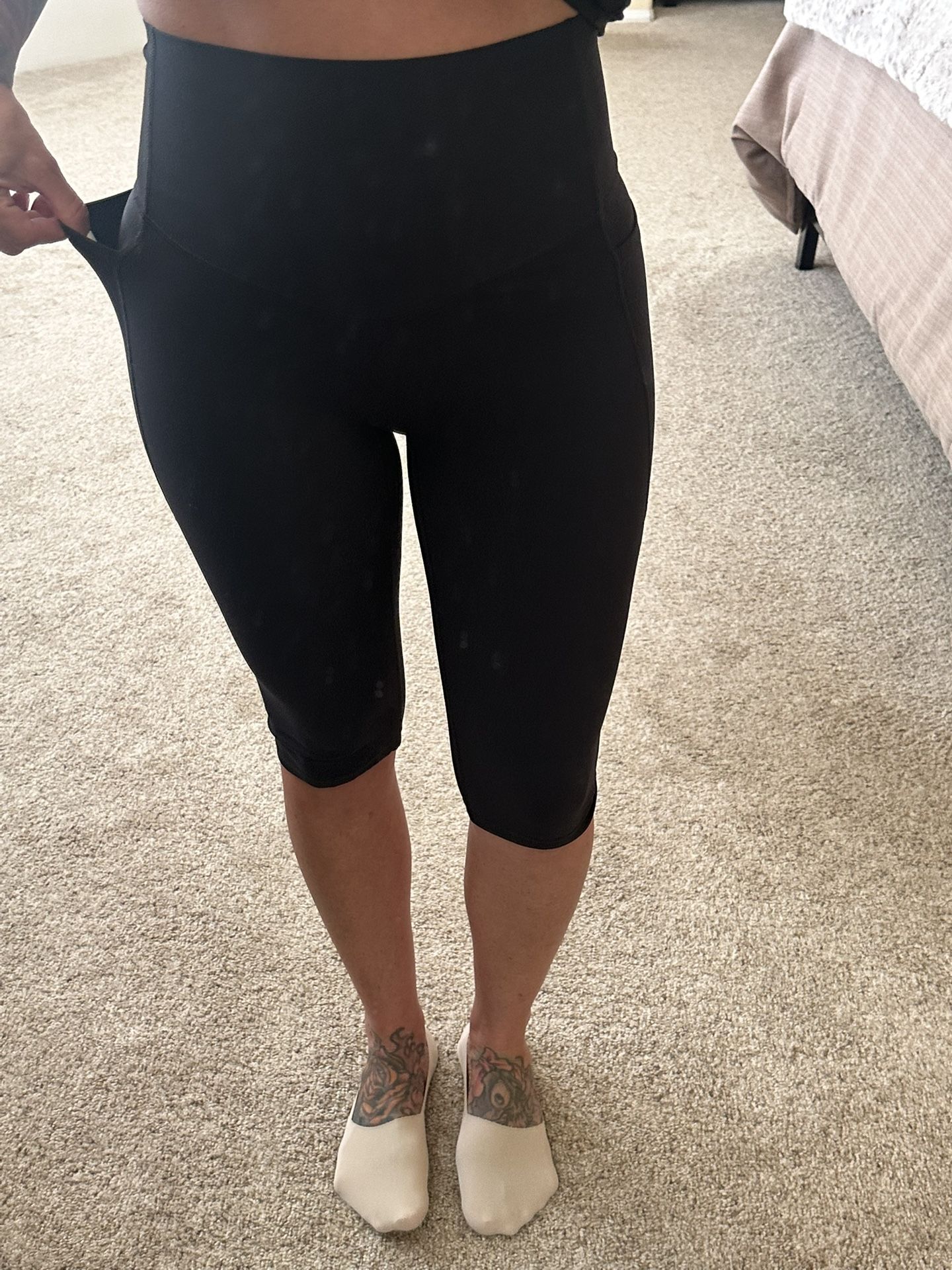 2 Pairs (M) HALARA Black Leggings