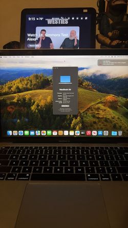 Apple MacBook Air Laptop