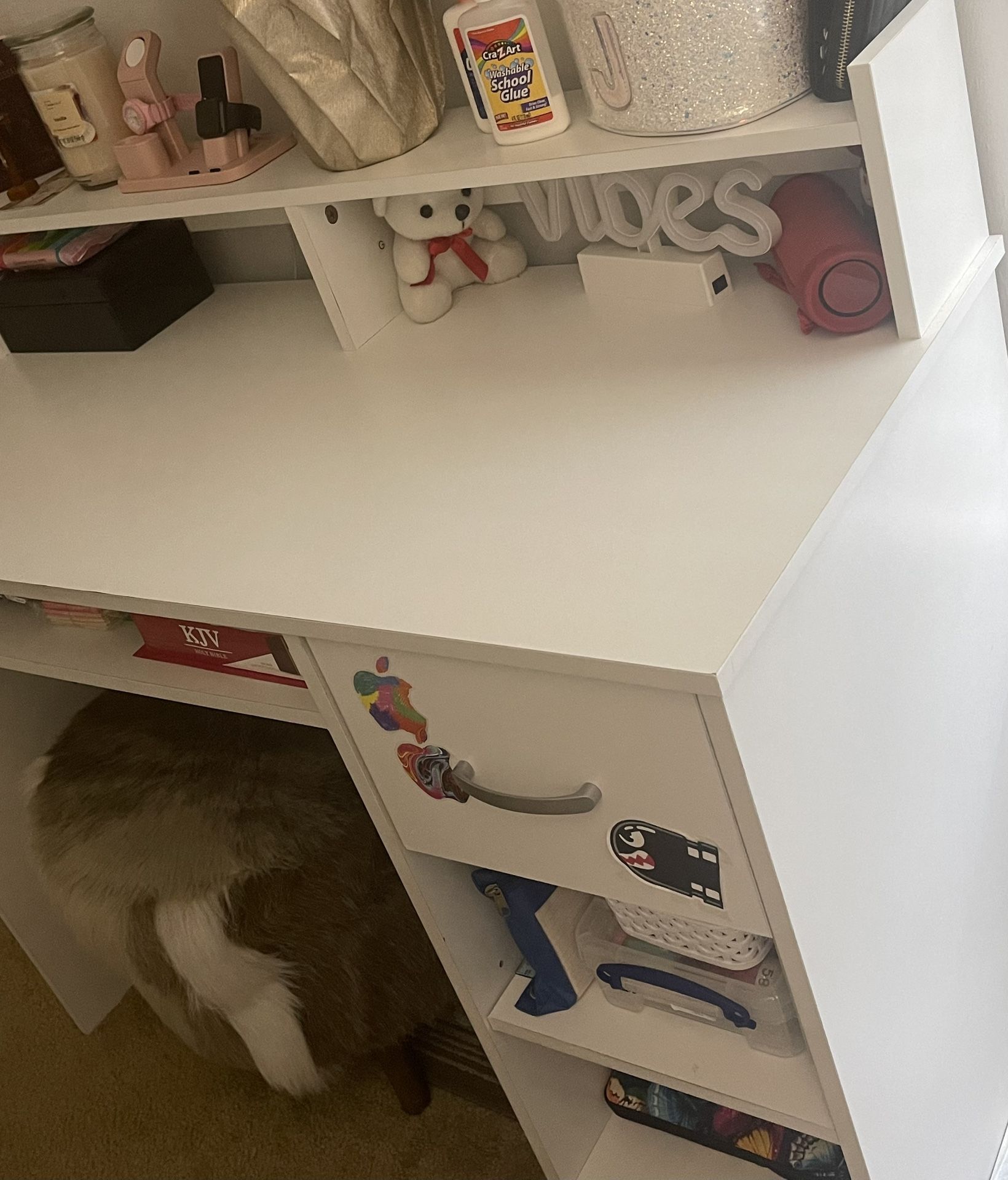 White Desk