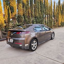 2014 CHEVY VOLT PREMIUM,40 MPG!4 CYL,CLEAN TITLE,SMOG,2026 OCT TAGS,NAV
