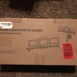 3-Head Adjustable Work Lights with Stand