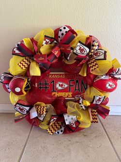 Football Chiefs Wreath