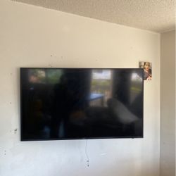 Samsung 55 Inch Flatscreen Tv With Remote 