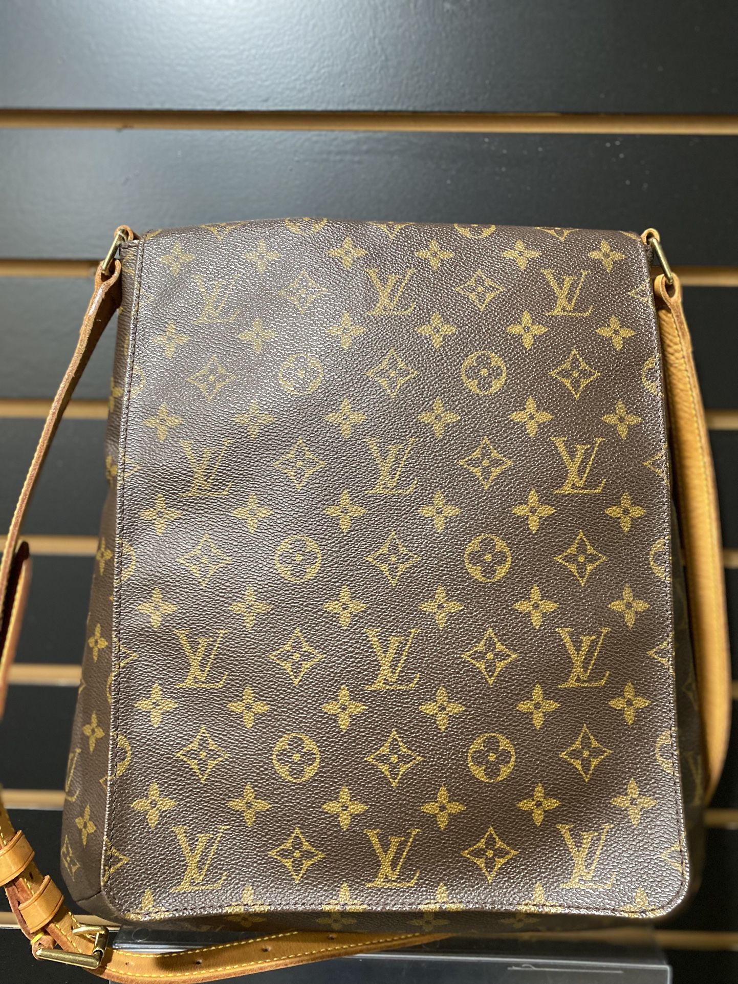Louis Vuitton Crossbody
