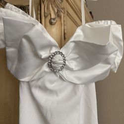 White Bow Dress Size 11/12 New 