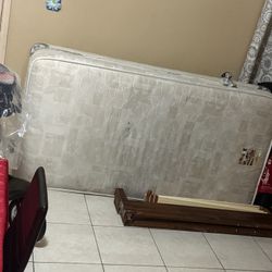 Twin Bed N Frame