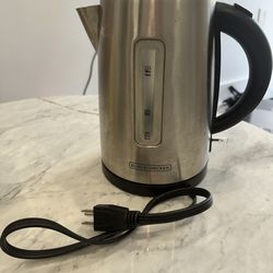 Black + Decker Electric Kettle