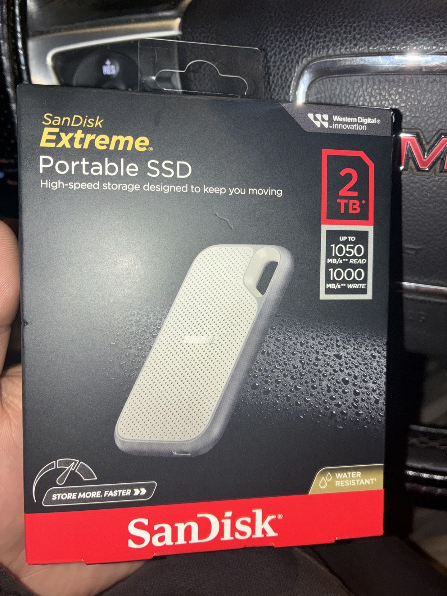 Sandisk 2TB Extreme Portable SSD NEW