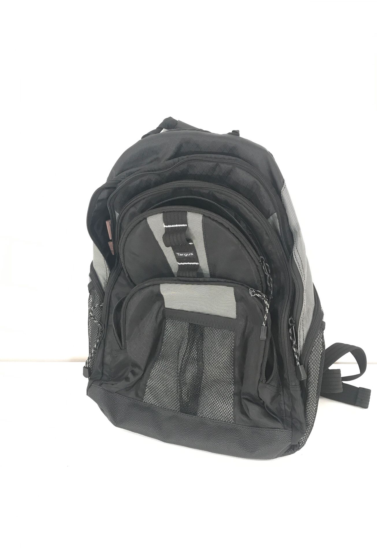 Backpack. Targus. One zipper broken see pix. Comes with laptop iPad pocket. Looks brand new