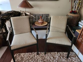 2. VINTAGE  MID-CENTURY  MODERN CHAIRS 