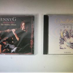 Lot Of 2 Christmas CDs (Kenny G: Miracles) (David Lanz: Christmas Eve)