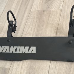 Yakima Windshield 46”
