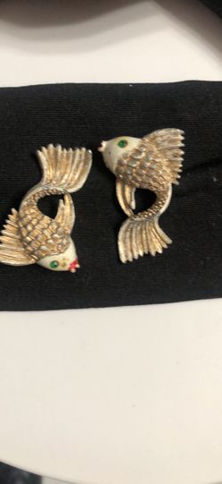 Vintage Koi Fish Broach